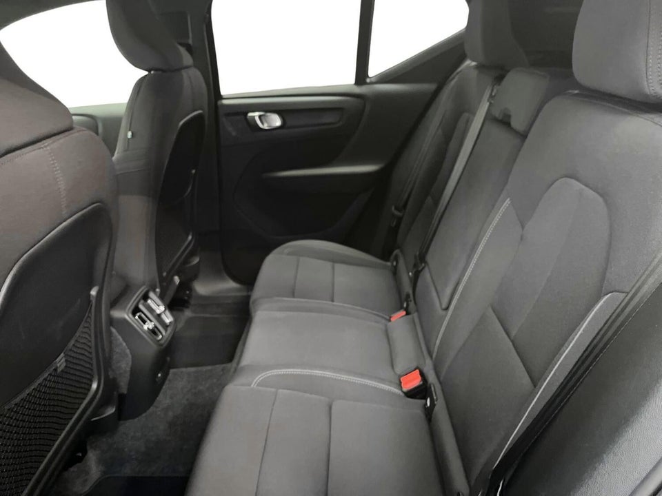 Volvo EX40 Extended Range Plus 5d