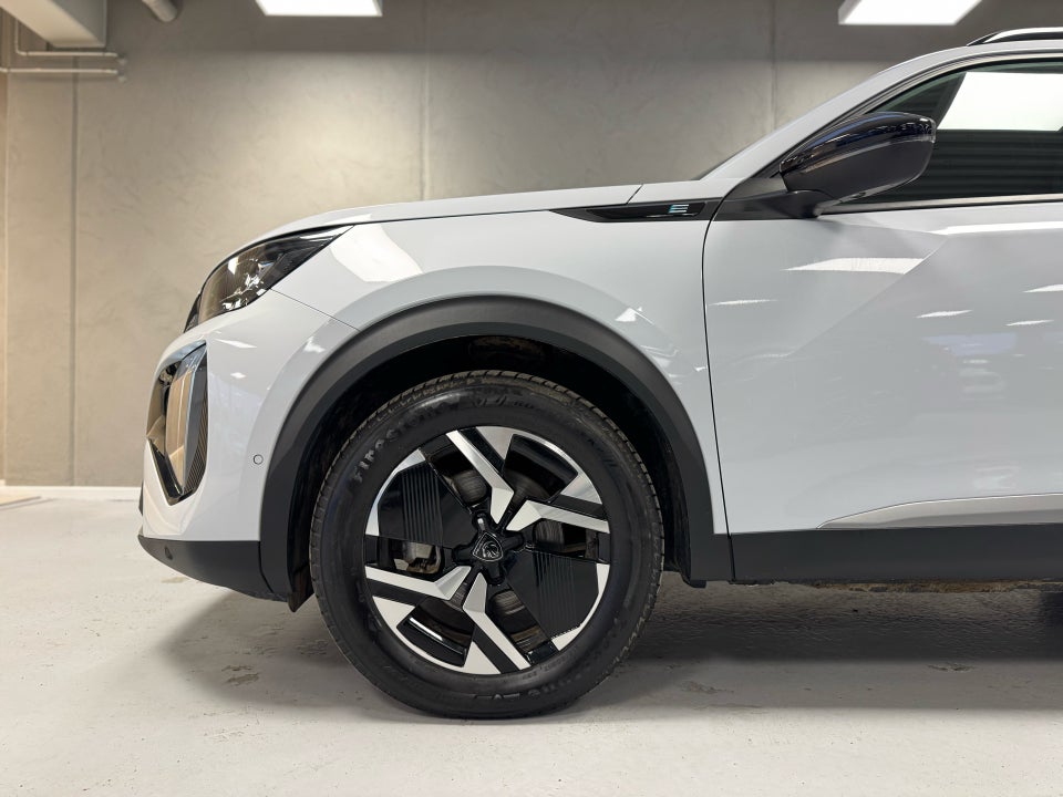 Peugeot e-2008 50 Style 5d