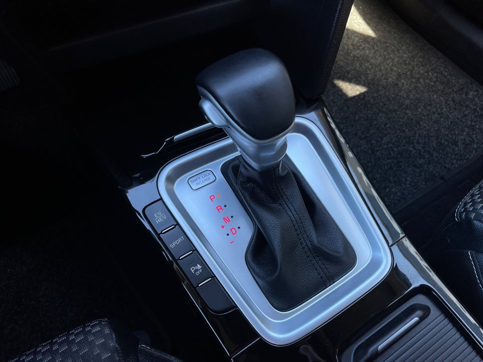 Kia Ceed 1,6 PHEV Upgrade SW DCT 5d