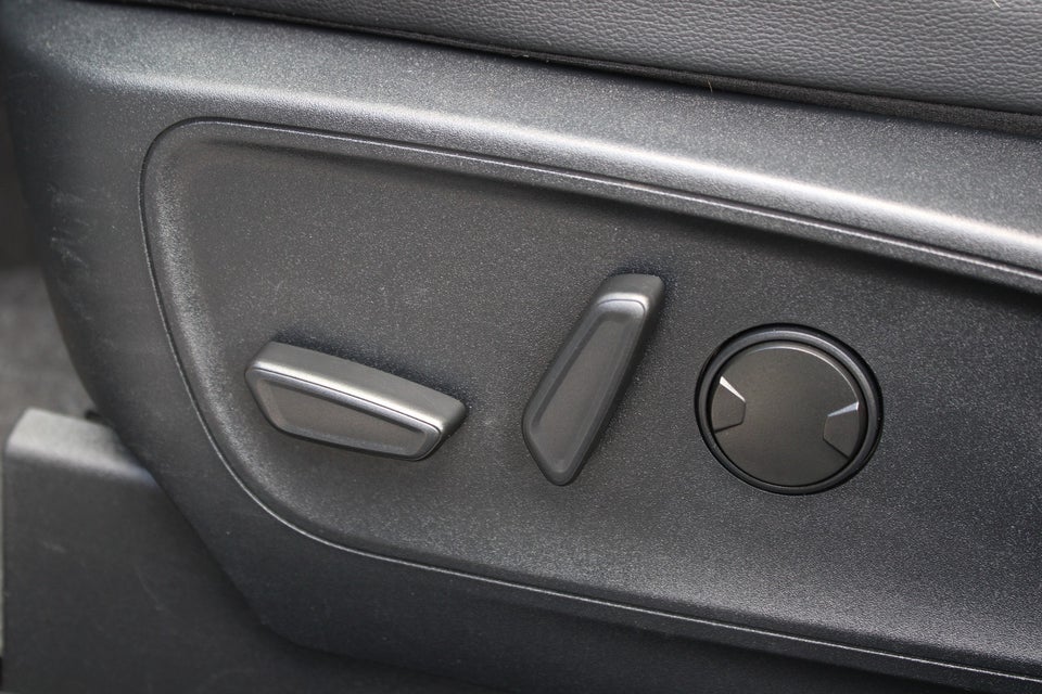 Ford Kuga 2,5 PHEV ST-Line X CVT 5d