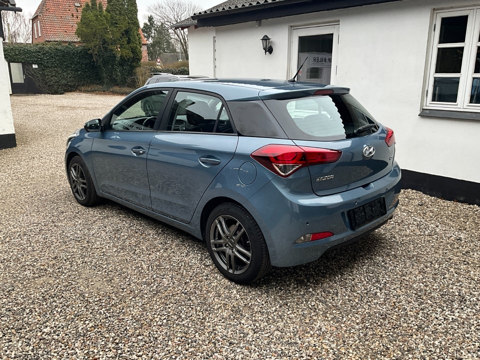Hyundai i20 1,25 Trend 5d