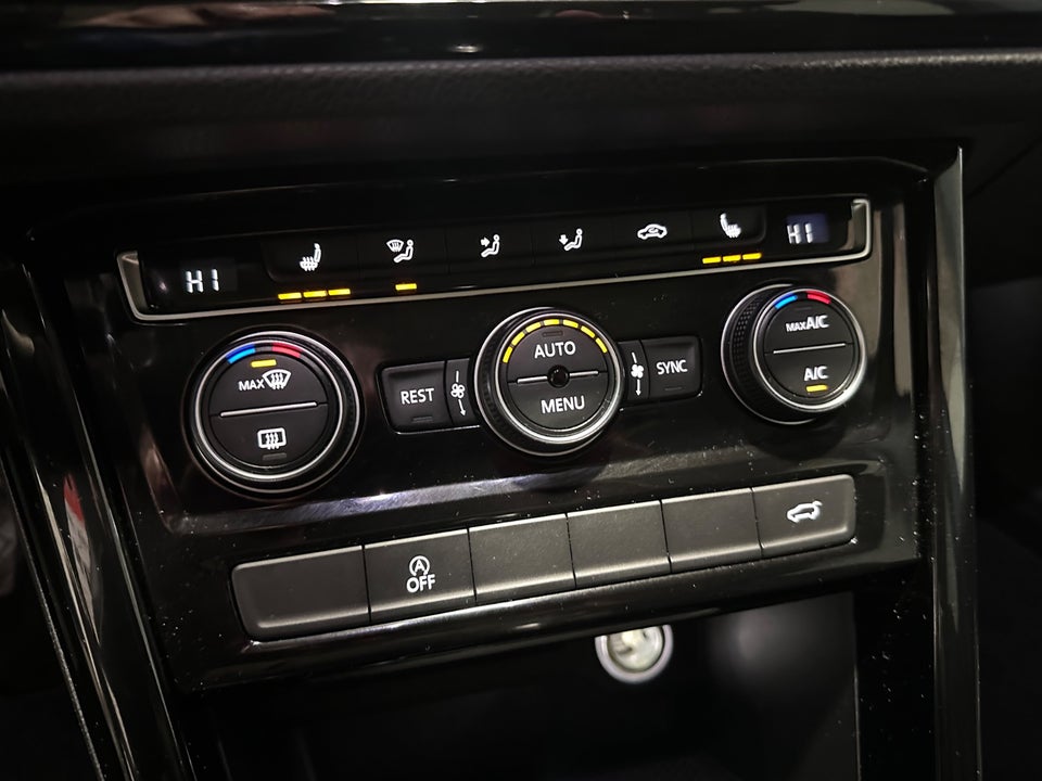 VW Touran 2,0 TDi 150 Highline DSG Van 5d