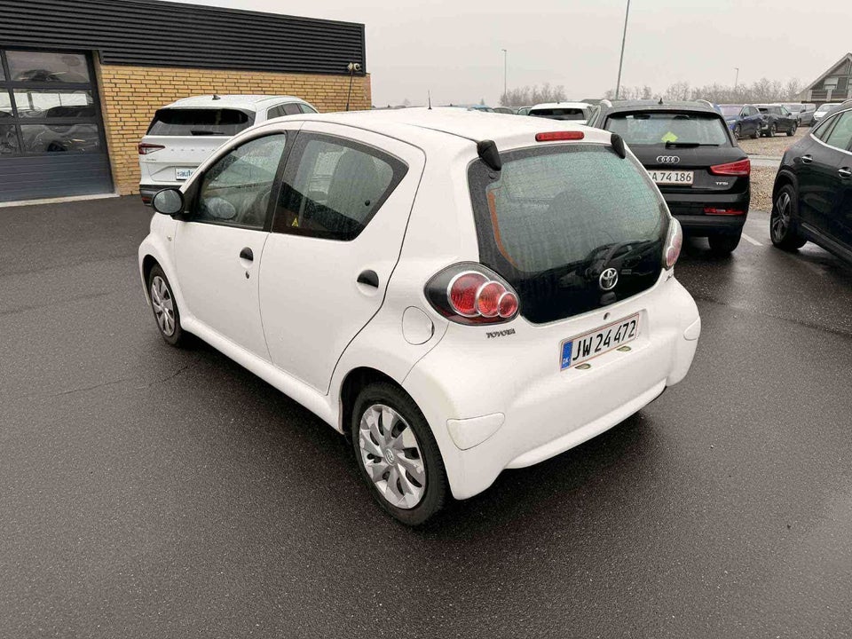 Toyota Aygo 1,0 Plus 5d