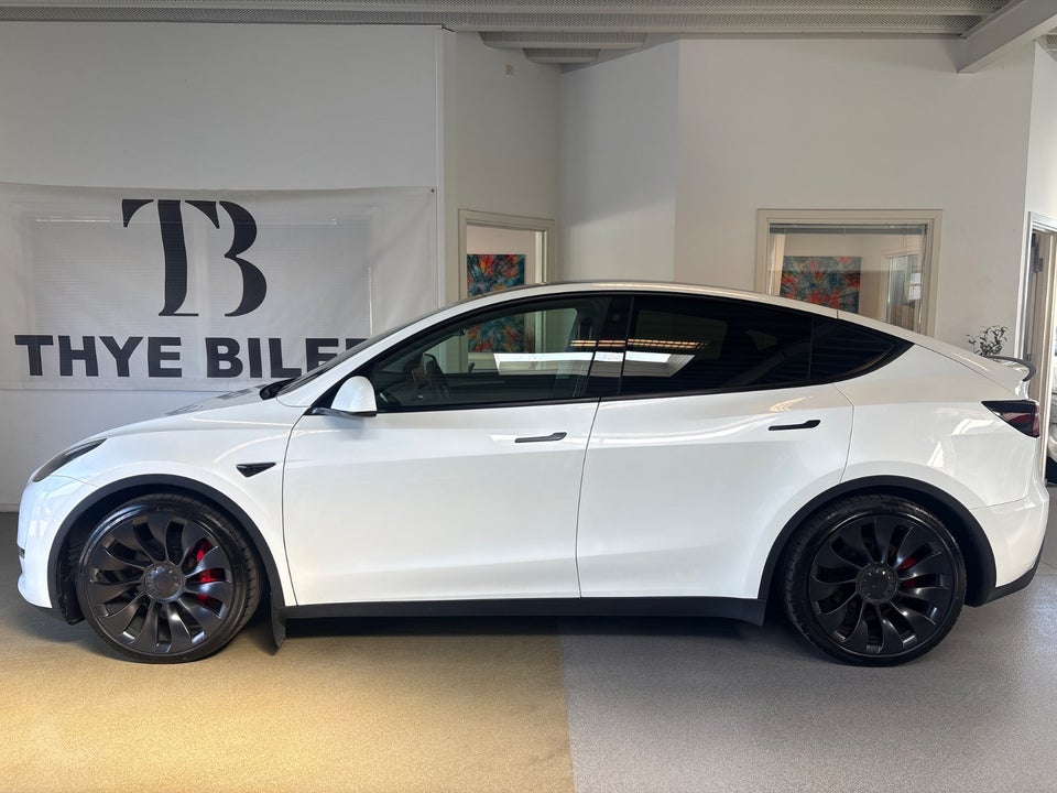 Tesla Model Y Performance AWD 5d