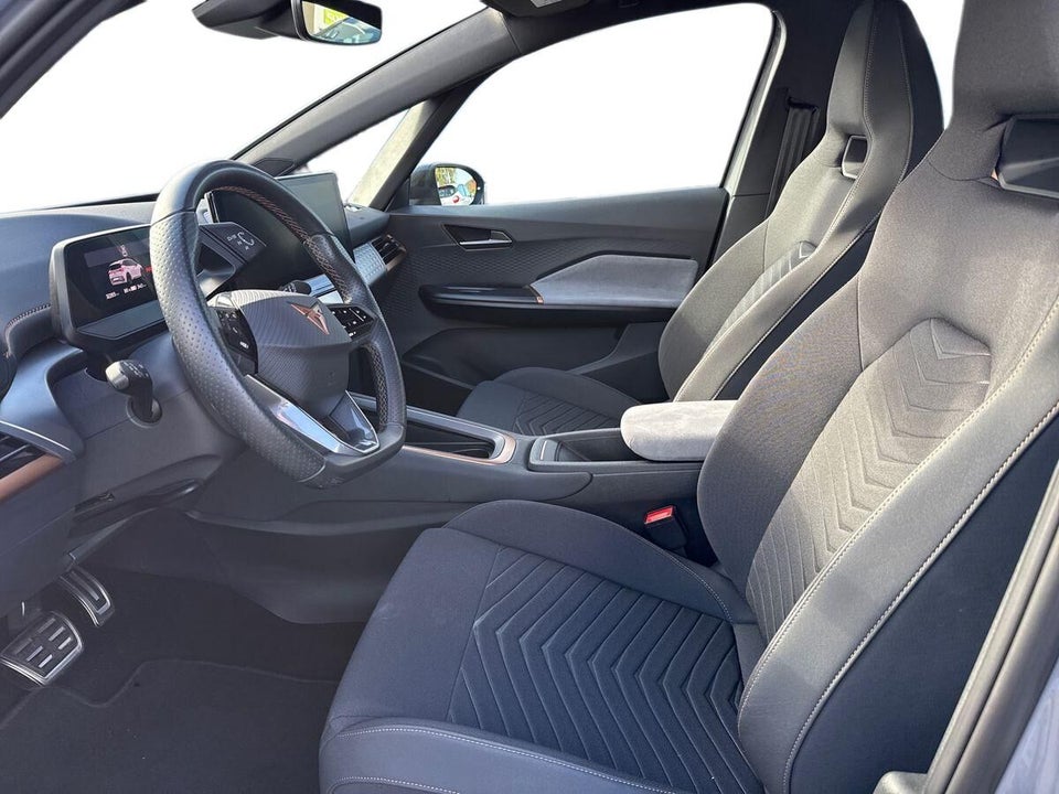 Cupra Born 58  5d