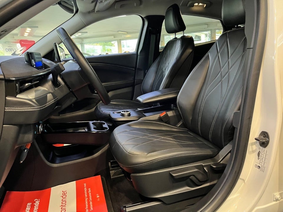 Ford Mustang Mach-E 98 Extended Range 5d