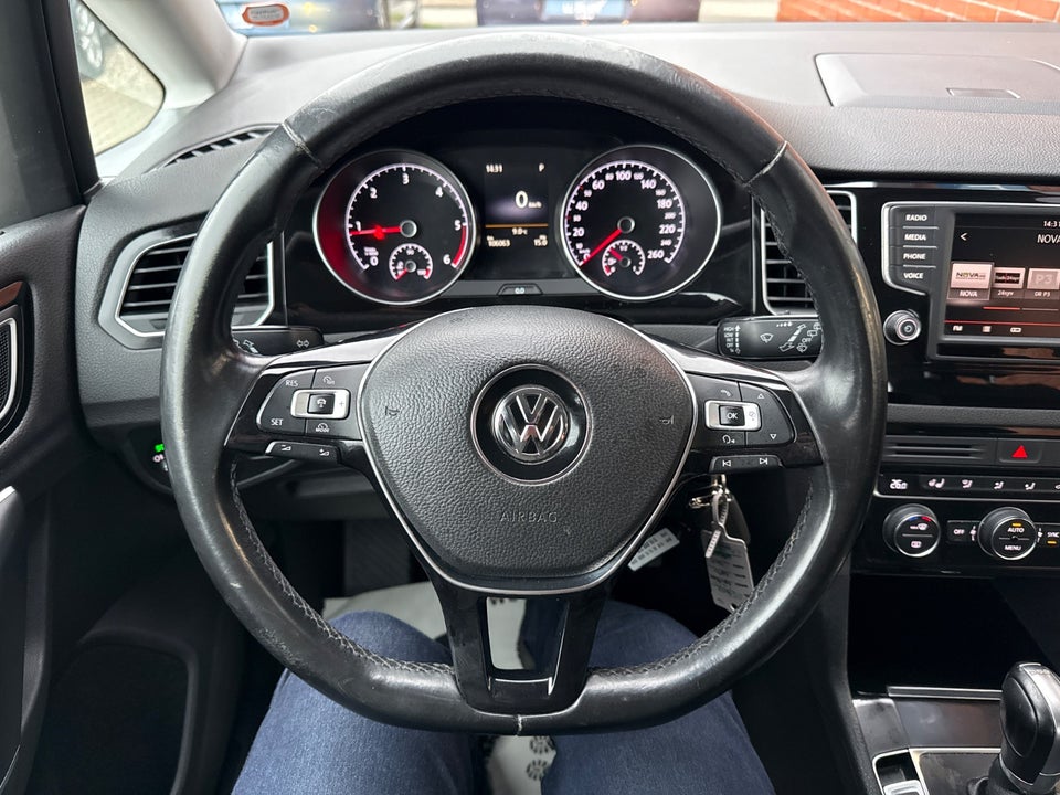 VW Golf Sportsvan 1,6 TDi 110 Highline DSG 5d