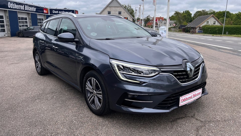 Renault Megane IV 1,5 dCi 115 Intens Sport Tourer EDC 5d