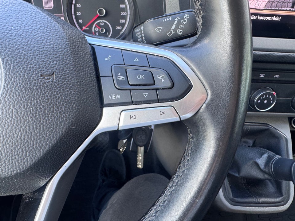 VW Transporter 2,0 TDi 150 Kassevogn lang
