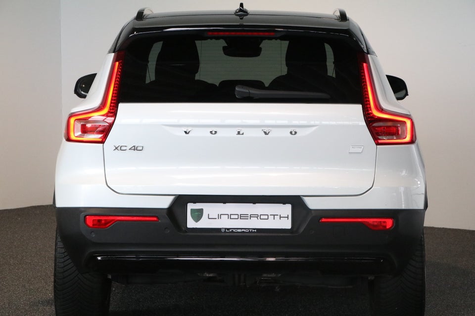 Volvo XC40 ReCharge Extended Range Plus 5d