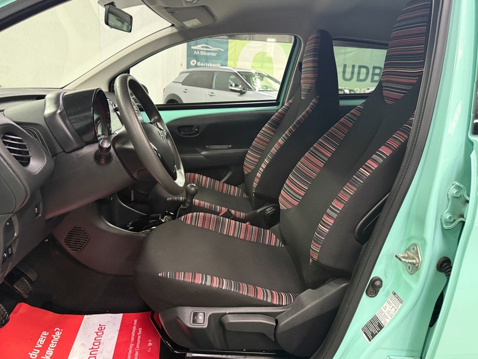 Citroën C1 1,0 VTi Street 5d