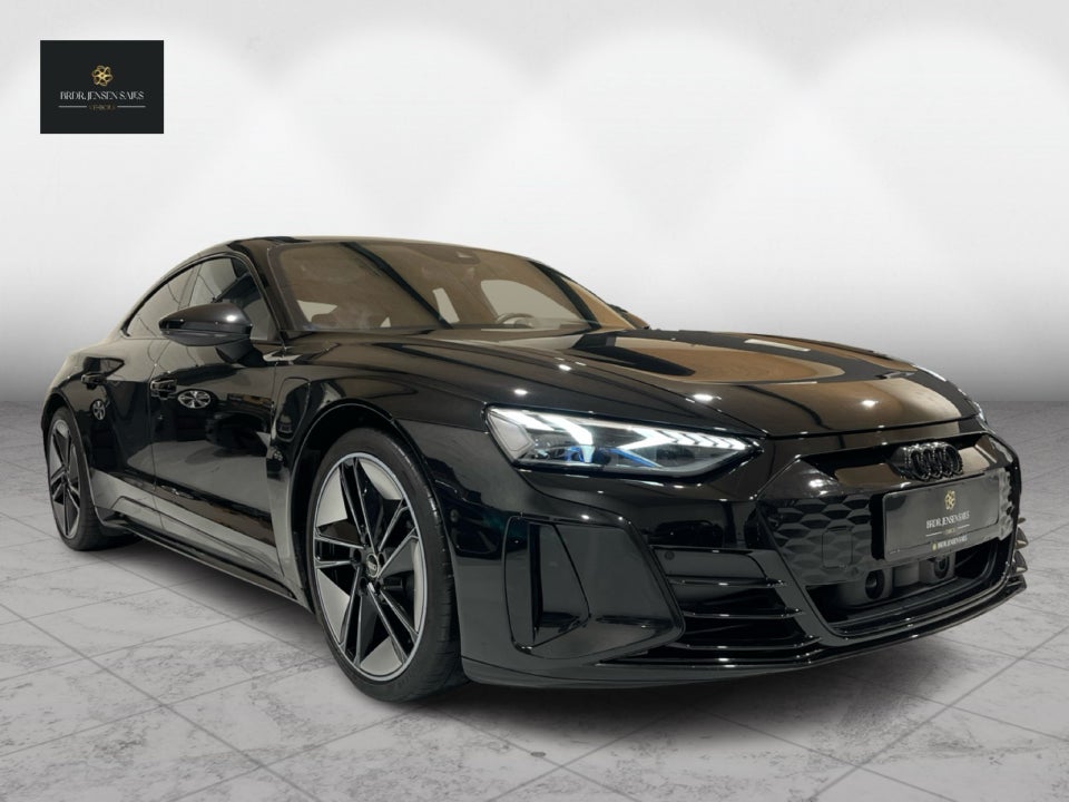 Audi e-tron GT quattro 4d