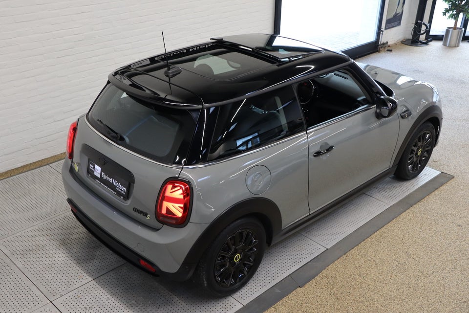 MINI Cooper SE Edition Premium Plus 3d