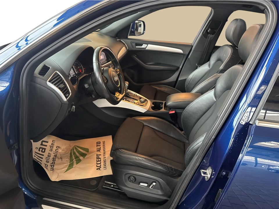 Audi Q5 2,0 TDi 177 S-line quattro S-tr. Van 5d