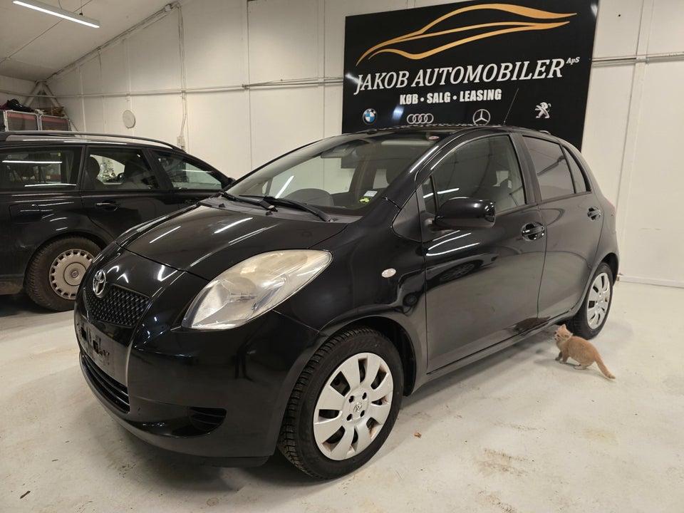 Toyota Yaris 1,3 Blue 5d