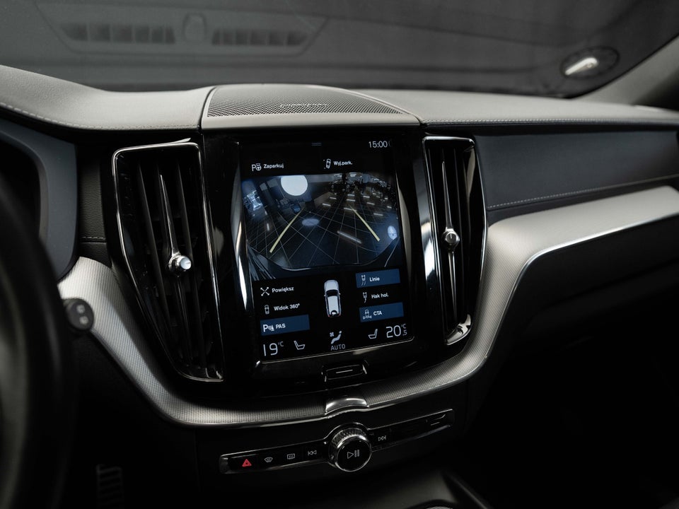 Volvo XC60 2,0 D5 235 R-Design aut. AWD 5d