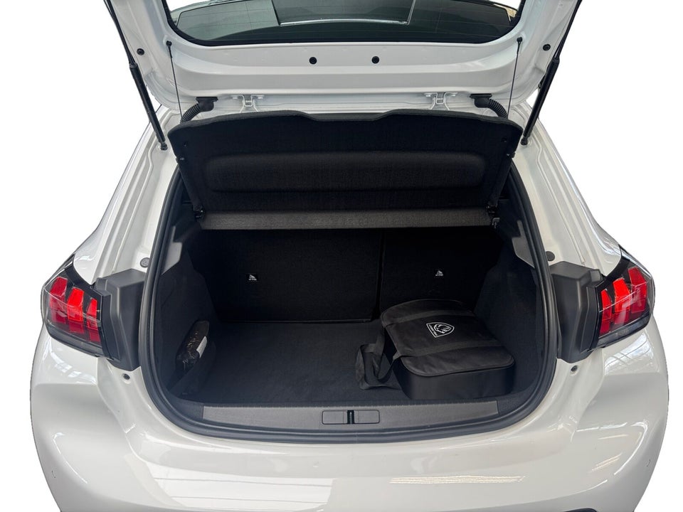 Peugeot e-208 50 Active Pack 5d