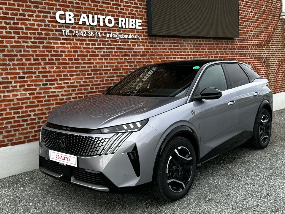 Peugeot e-3008 77 GT Pack 5d