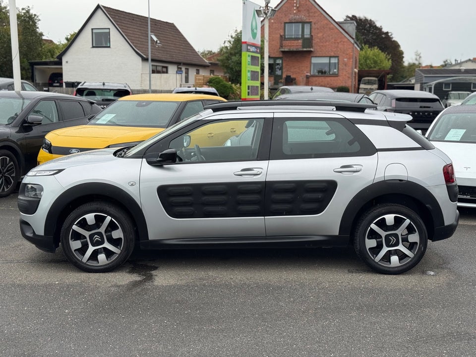 Citroën C4 Cactus 1,2 PureTech 82 Feel 5d