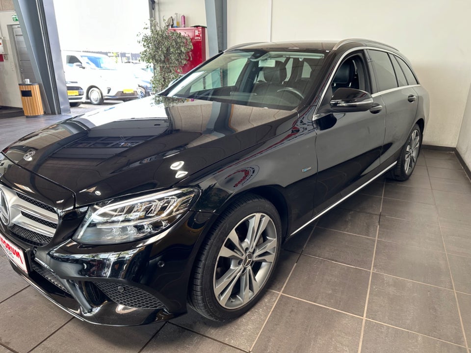 Mercedes C300 e 2,0 Avantgarde stc. aut. 5d