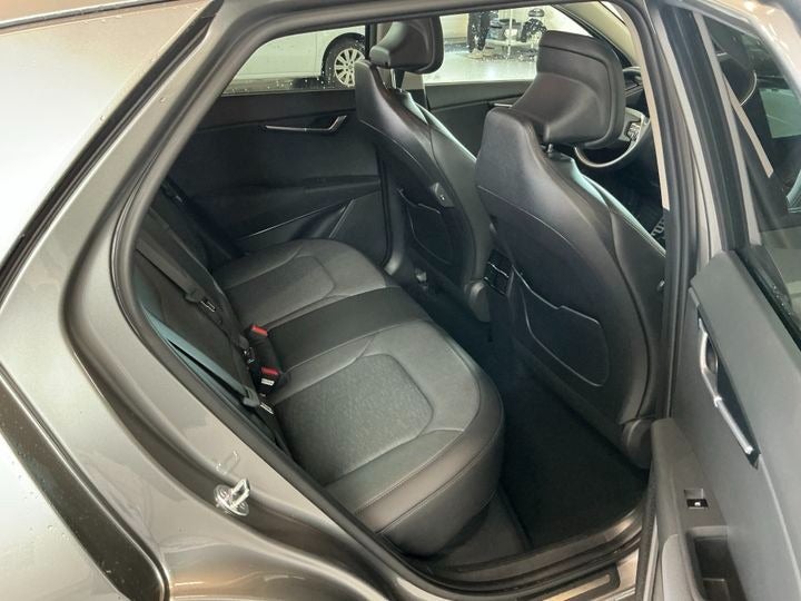 Kia Niro 64 EV Limited Edition 5d