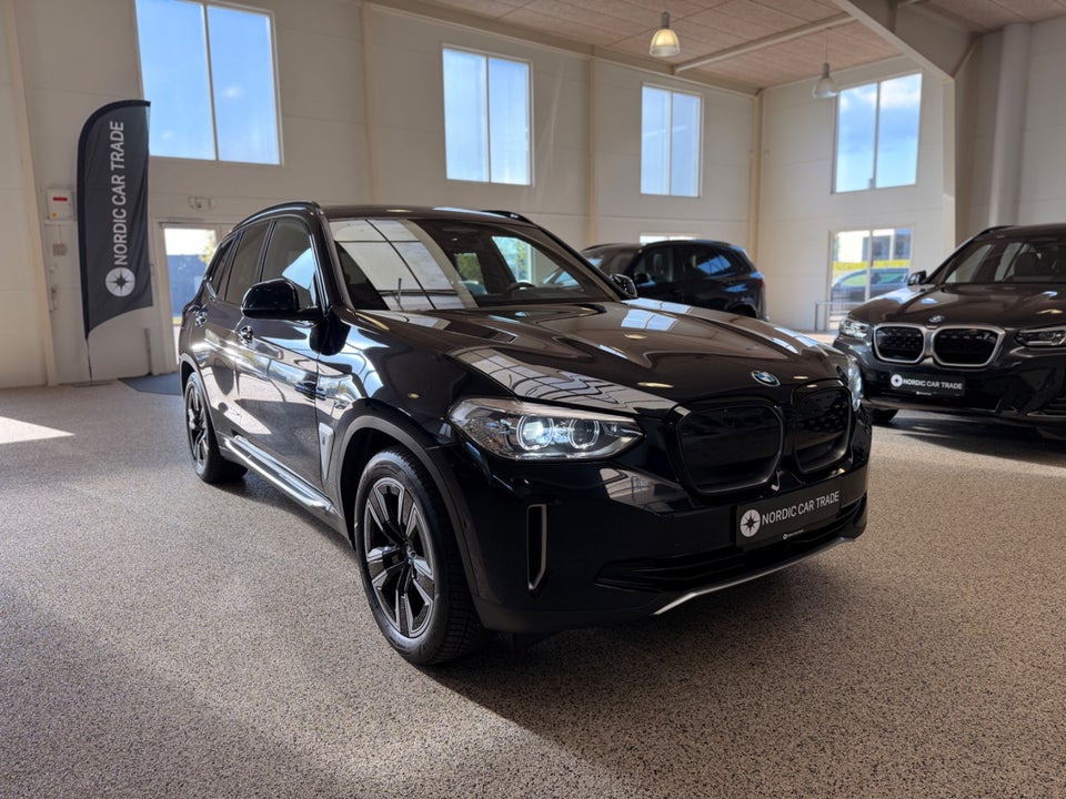 BMW iX3 Charged 5d