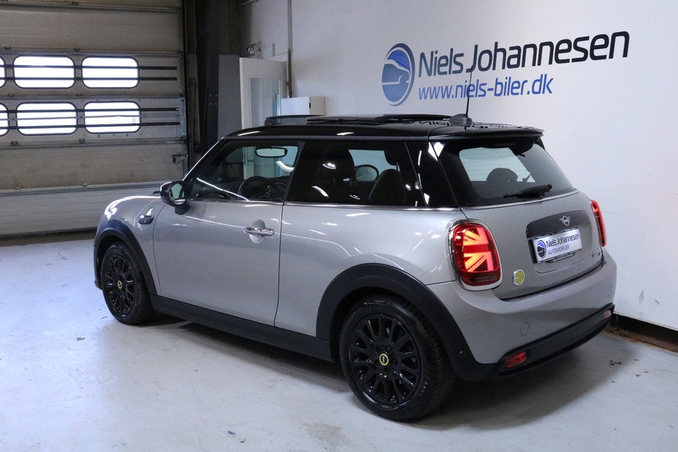 MINI Cooper SE Edition Premium Plus 3d