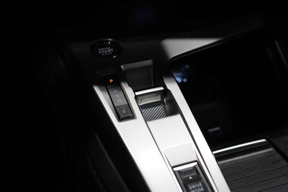 Peugeot 308 1,6 Hybrid Allure Pack SW EAT8 5d