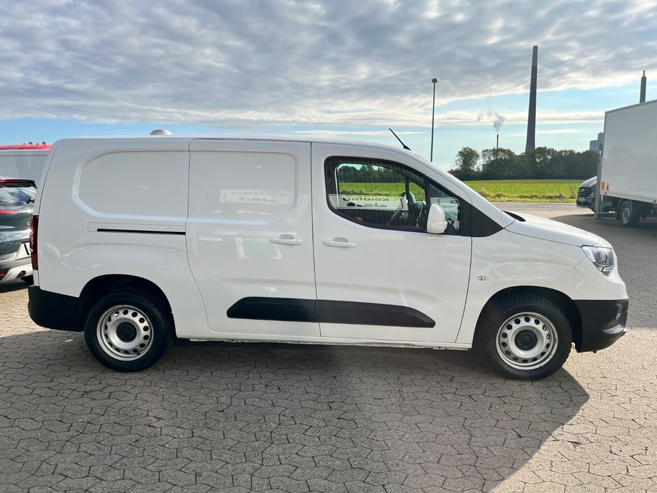 Opel Combo 1,5 D 130 Enjoy L2V2 aut.