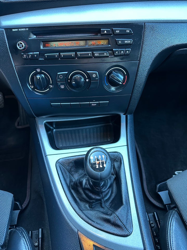 BMW 118i 2,0 Advantage 3d