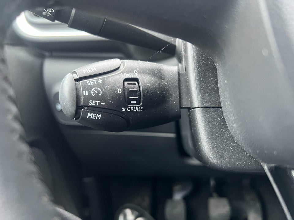 Citroën C3 1,2 PureTech 82 SkyLine 5d