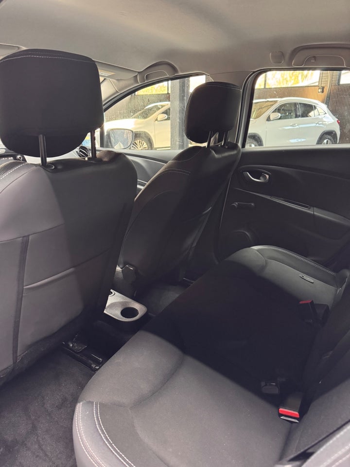 Renault Clio IV 1,5 dCi 90 Limited Sport Tourer 5d