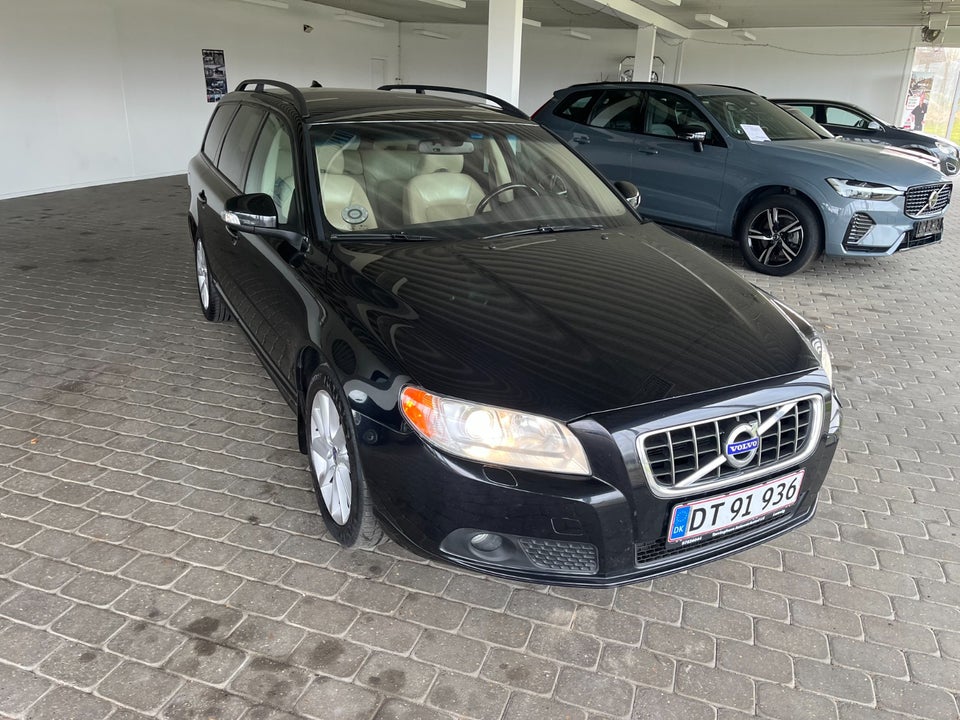 Volvo V70 2,4 D 163 R-Design aut. 5d