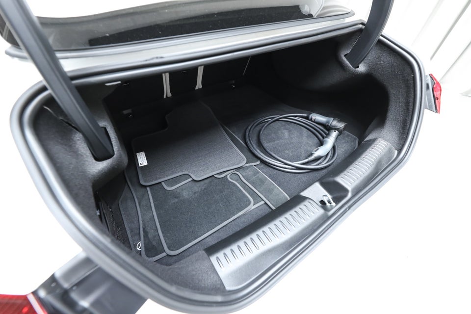 Mercedes CLA250+ EQ Progressive Premium 4d