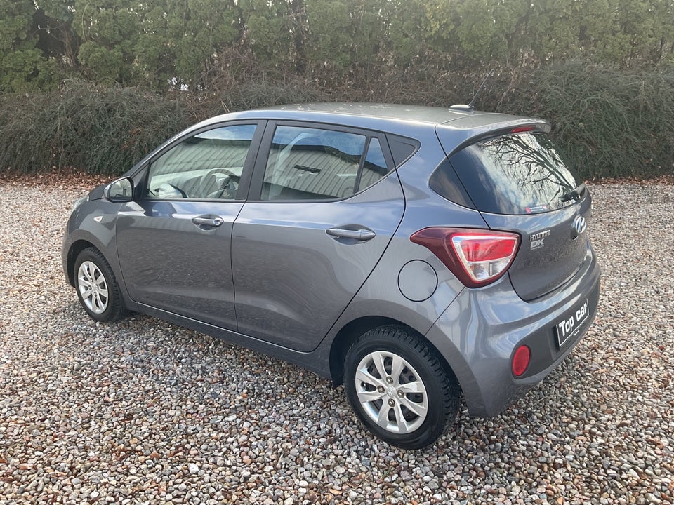 Hyundai i10 1,0 Touch 5d