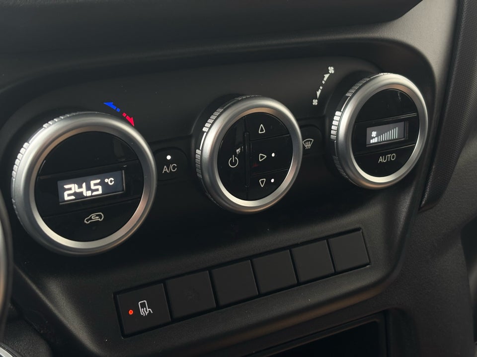 Iveco Daily 3,0 35S18 4100mm Alukasse m/lift AG8