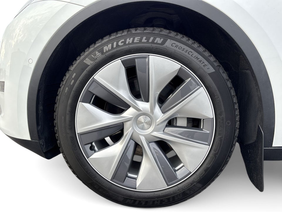 Tesla Model Y Long Range AWD 5d