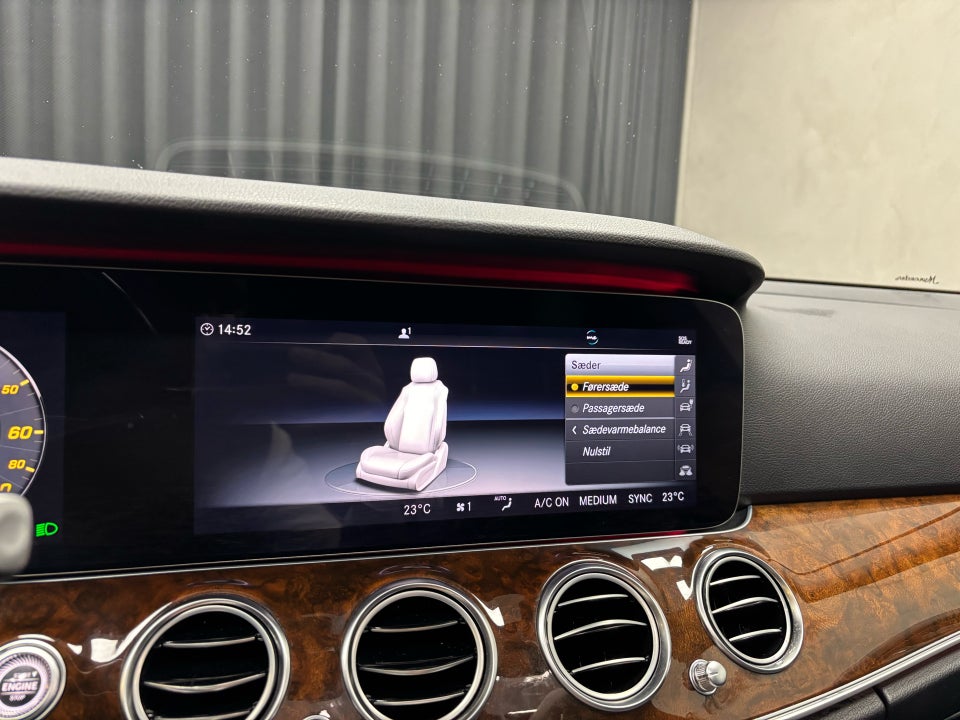 Mercedes E300 de 2,0 Advantage stc. aut. 5d