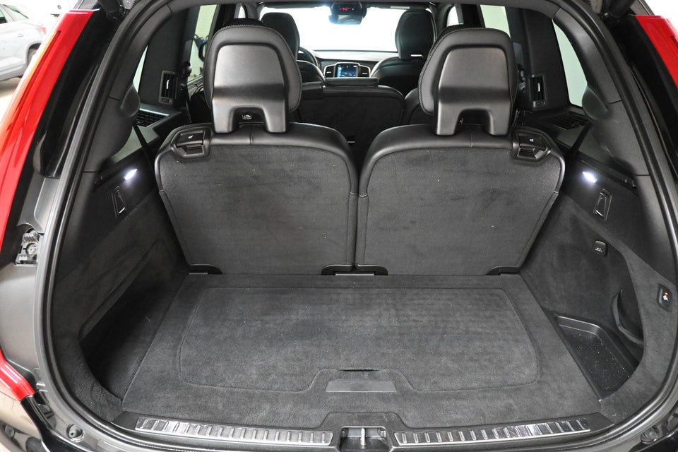 Volvo XC90 2,0 T8 ReCharge R-Design aut. AWD 7prs 5d