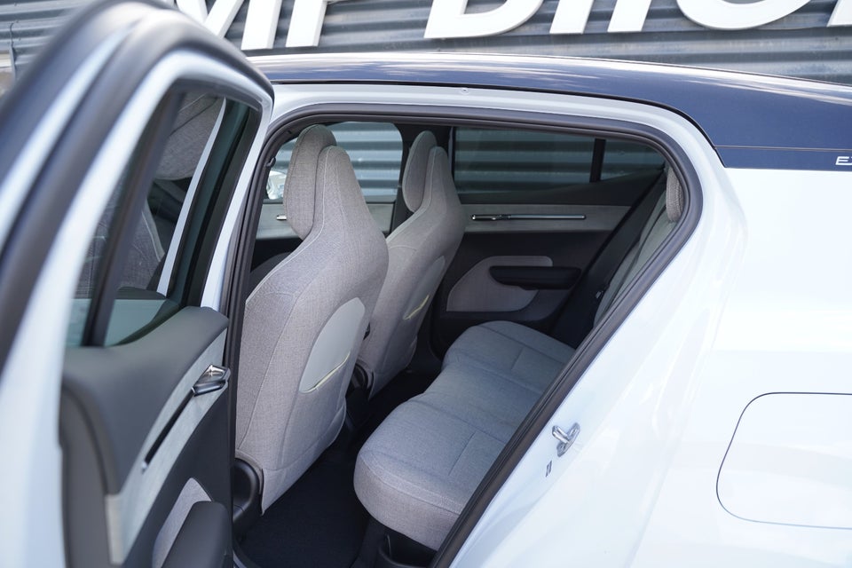 Volvo EX30 Twin Performance Ultra 5d