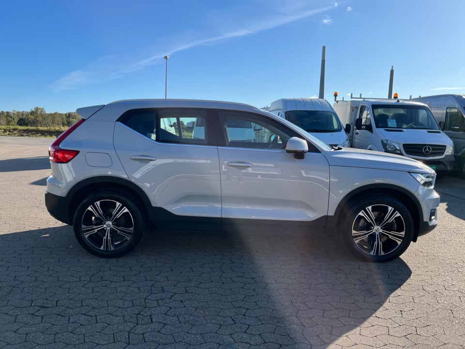 Volvo XC40 1,5 T4 ReCharge Inscription aut. 5d