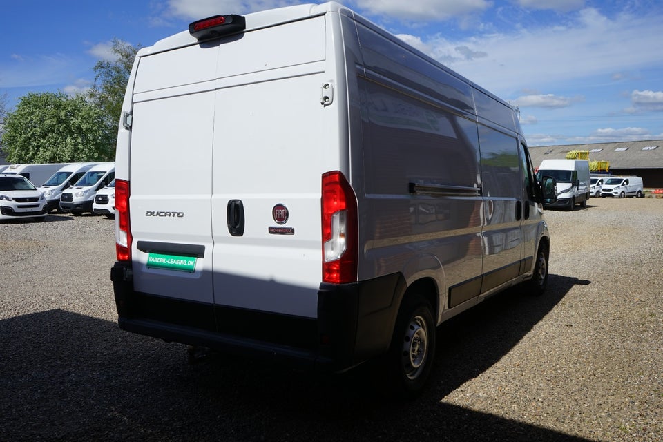 Fiat Ducato 35 2,2 MJT 140 Kassevogn L3H2 Pro+ aut.