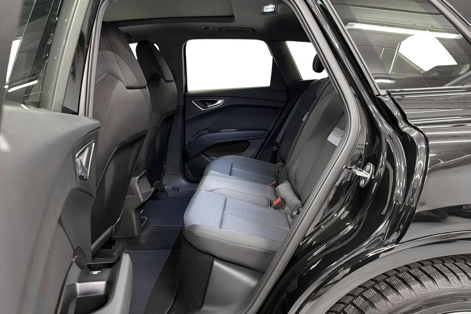 Audi Q4 e-tron 45 S-line Edition 5d