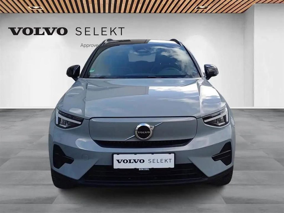 Volvo XC40 ReCharge Extended Range Plus 5d