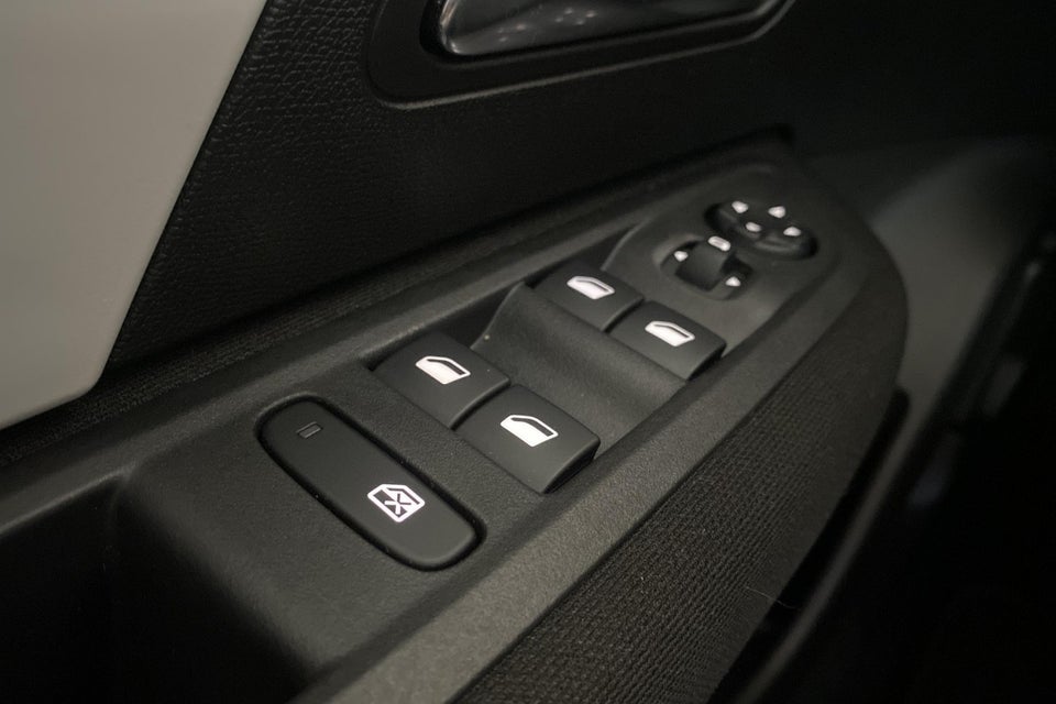 Citroën C4 1,2 PureTech 100 Live 5d