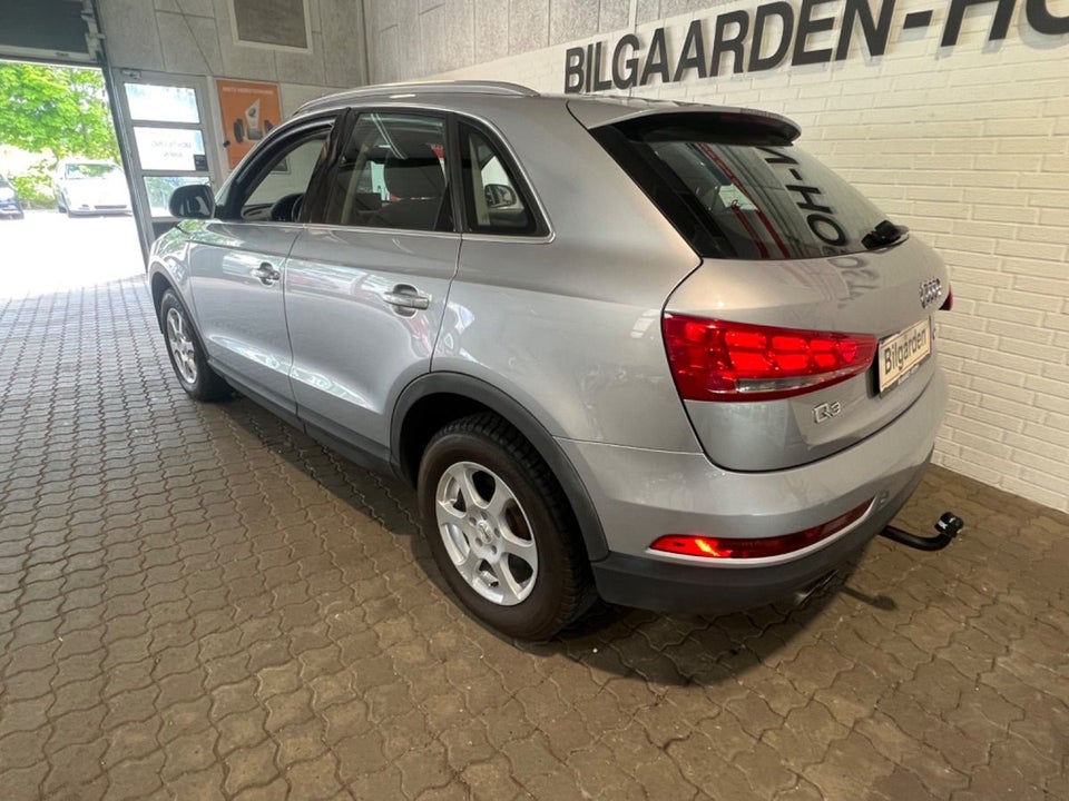 Audi Q3 1,4 TFSi 150 S-tr. 5d