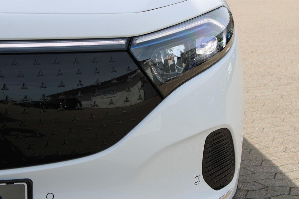 Mercedes EQA250+ Progressive 5d