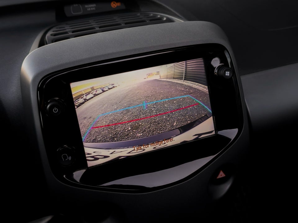 Toyota Aygo 1,0 VVT-i x-sky 5d