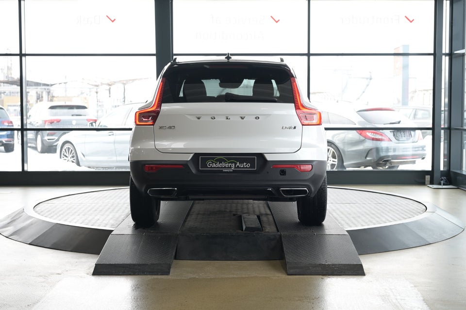 Volvo XC40 2,0 D4 190 R-Design aut. AWD 5d