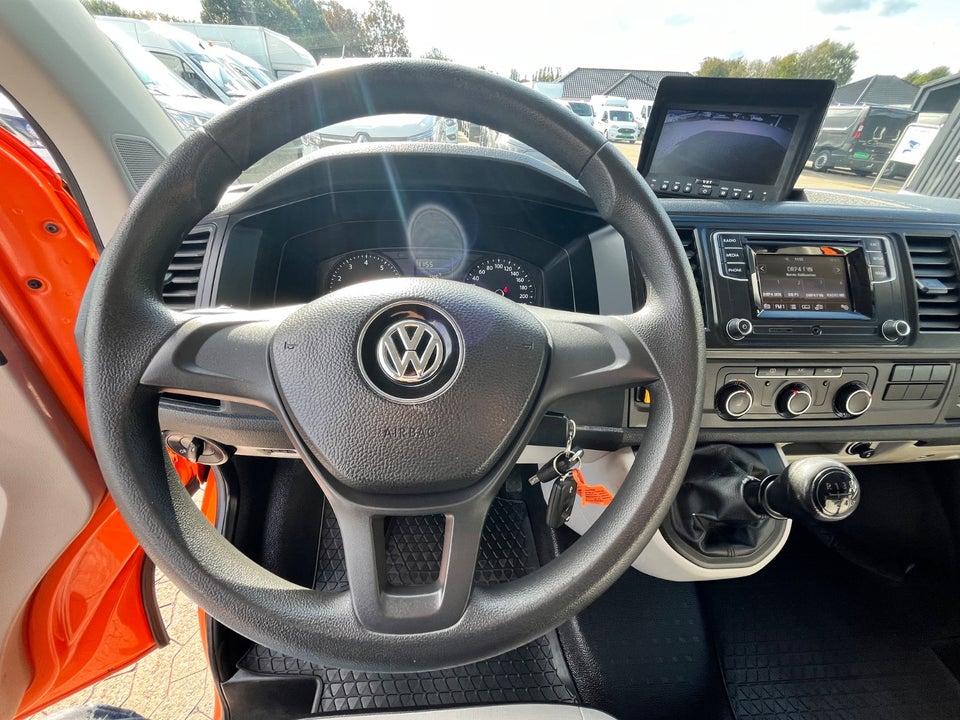 VW Transporter 2,0 TSi 150 Ladvogn lang 2d